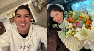 Zé Vaqueiro surpreende a ex-mulher com buquê de flores e ganha declaração: 'Eu o amo'