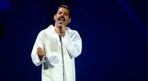 Caderno de letras de Freddie Mercury é vendido por R$ 1,9 mi em leilão