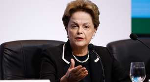 Dilma Rousseff é vaiada ao chegar para votar em Belo Horizonte