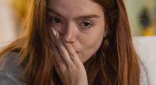 'Do meu lado. Foi horrível': o desespero de Giovanna Lancellotti após morte de eleitor durante votação nas Eleições 2026 no RJ