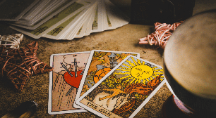 Tarot semanal: previsão para os signos de 05 a 11 de outubro de 2026