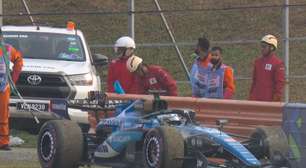 F1: Albon e Russell abandonam o GP do Bahrein na Malásia e safety car é acionado