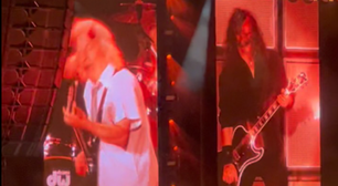 Dave Grohl realiza sonho de infância e toca "Highway To Hell" com o AC/DC