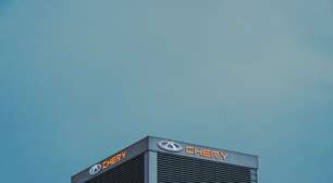 Novo SUV da CAOA Chery aparece em teaser e deve chegar ao Brasil em breve