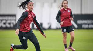 Corinthians quita imagem de elenco feminino e busca pagar premiação
