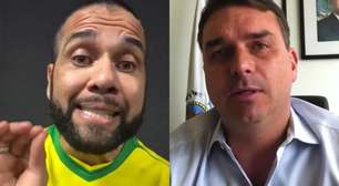Daniel Alves diz ter ouvido mensagem sobrenatural sobre Flávio Bolsonaro: 'Seu nome'
