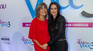 Glória Pires de vermelho e Cleo Pires de preto na pré-estreia de 'Se Eu Fosse Você 3'