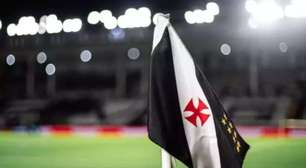 É oficial! Atacante assina com o Vasco