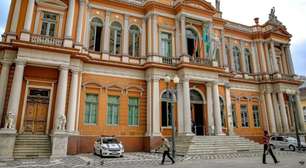 Salários de até R$ 9 mil: Saiba como se inscrever no concurso da prefeitura de Porto Alegre