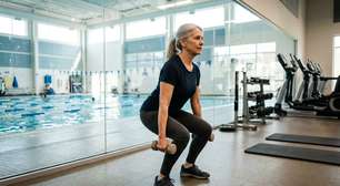 Fazer natação é ótimo, mas os treinadores concordam: o melhor exercício para fortalecer os ossos e prevenir a osteoporose