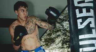 Kaio Jorge, do Cruzeiro, divulga imagens em treino de boxe