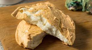 Sem farinha e sem forno! Aprenda a fazer pão nuvem fofinho na frigideira