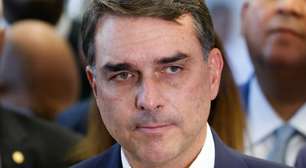 Flávio Bolsonaro choca ao revelar o que planeja fazer com os aposentados