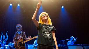 Hayley Williams responde à sugestão do Departamento de Segurança Interna dos EUA de agradecer aos agentes após comentários sobre o ICE: 'Putas nazistas'