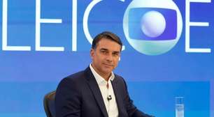 Redes sociais veem Flávio Bolsonaro como o preferido da Globo e candidato evita repetir agressividade do pai contra a emissora