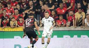 Lyanco de vilão a herói no 2 a 2 do Galo com o Furacão no PR