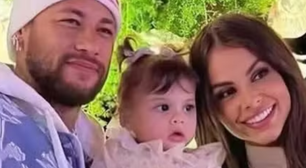 Após massacre na web, Amanda Kimberlly toma atitude drástica para defender filha de Neymar