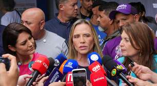 Terror das feministas: radicais, deputadas conservadoras disputam poder na extrema direita