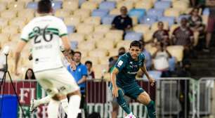 Aposta de Marcão, Savarino ressurge em momento chave para o Fluminense