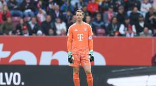 Neuer comete erro bizarro e sofre o gol mais rápido da história da Bundesliga; veja