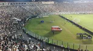 Música de Coutinho gera vaias da torcida do Vasco em São Januário