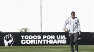 Carille avalia volta ao Corinthians, mas impasse trava acerto