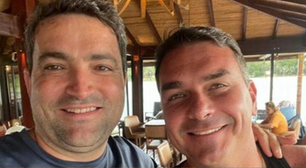 Flávio Bolsonaro dividia conta bancária com advogado suspeito de lavar dinheiro do INSS, diz site