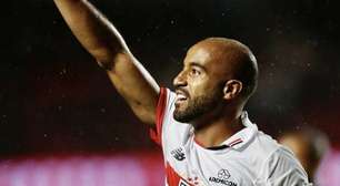 Lucas Moura retorna após cinco meses e se emociona com torcida