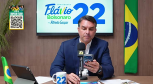 Flávio Bolsonaro cita 'The Walking Dead' e faz publicação sobre ato de Lula na Av Paulista