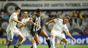 Santos enfrenta o Atlético-MG em confronto direto do Brasileirão
