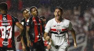 Com gols de Calleri e a volta de Lucas Moura, São Paulo vence Vitória