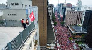 Com gritos de 'sem anistia', milhares de apoiadores de Lula ocupam Avenida Paulista; veja imagens