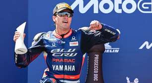 MotoGP: Izan Guevara vence GP da Indonésia após abandono de Alex Escrig
