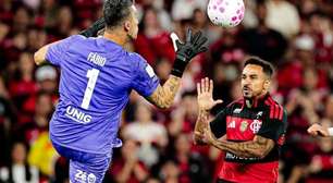 Danilo, do Flamengo, sofre fraturas na mandíbula e passará por cirurgia