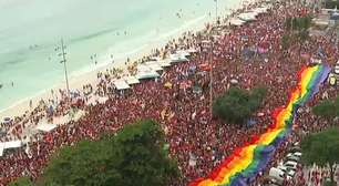Apoiadores de Lula vão às ruas em manifestação em Copacabana, no Rio