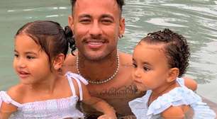 Neymar celebra Dia das Crianças com filhas em mansão no litoral