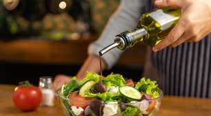 Salada com azeite primeiro e só depois os carboidratos: será que essa ordem pode mudar os picos de glicose?