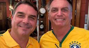 A 12 dias do segundo turno, Flávio visita Jair Bolsonaro em prisão domiciliar; veja