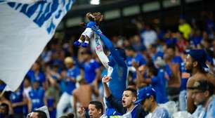 Cruzeiro emite nota oficial após protestos da torcida no aeroporto