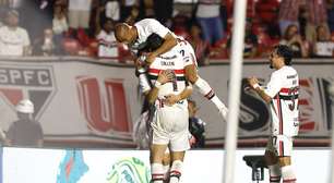 Lucas Moura chora no vestiário do São Paulo e emociona elenco por motivo especial