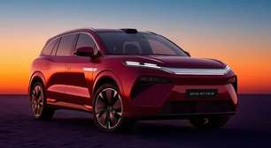 BYD Atto 8 promete recarga de 10% a 97% em apenas nove minutos