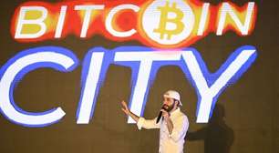 O que aconteceu com o experimento de Bukele para transformar El Salvador no 'país do bitcoin'