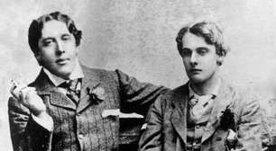 Oscar Wilde, escritor: "Um homem pode ser feliz com qualquer mulher, desde que não a ame"