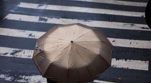 Chuva forte pode marcar domingo de eleição; veja a previsão e como se organizar para votar