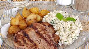 Receita de bife de maminha com arroz de ervas pronta em 1 hora