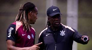 Seedorf inicia trabalhos no Corinthians e prepara mudanças na rotina do elenco