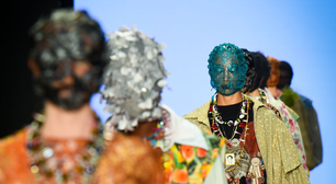 SPFW: Martins homenageia grandes estilistas com maximalismo e sobreposições