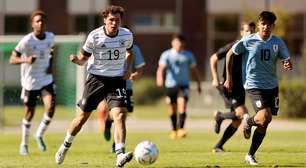 Botafogo negocia contratação de Peralta, jovem uruguaio que atua no Danubio