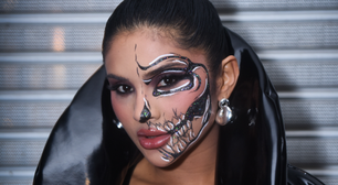 Aterrorizantemente incrível! Os tênis da Nike na cor 'caveira preta' são perfeitos para a época do Halloween e versáteis para usar ao longo de todo o ano