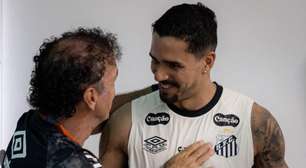 Apagões defensivos distanciam Santos de vaga na Libertadores